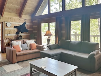 bear cave haus by jackson mountain rentals