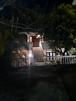 bright sunshine guest house