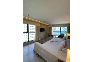 hy beach flats international