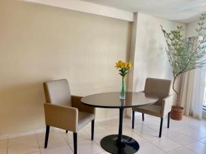 hy beach flats international