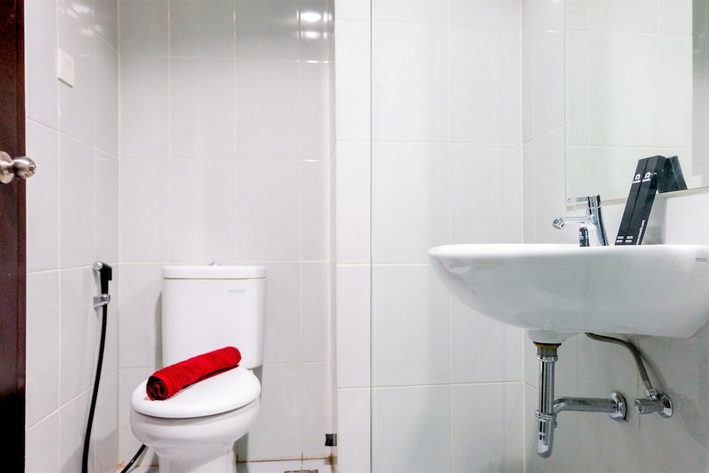 homey studio at casa de parco apartment