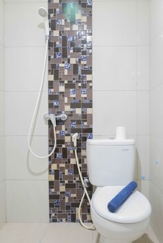 high floor studio apartment at orchard tower supermall mansion