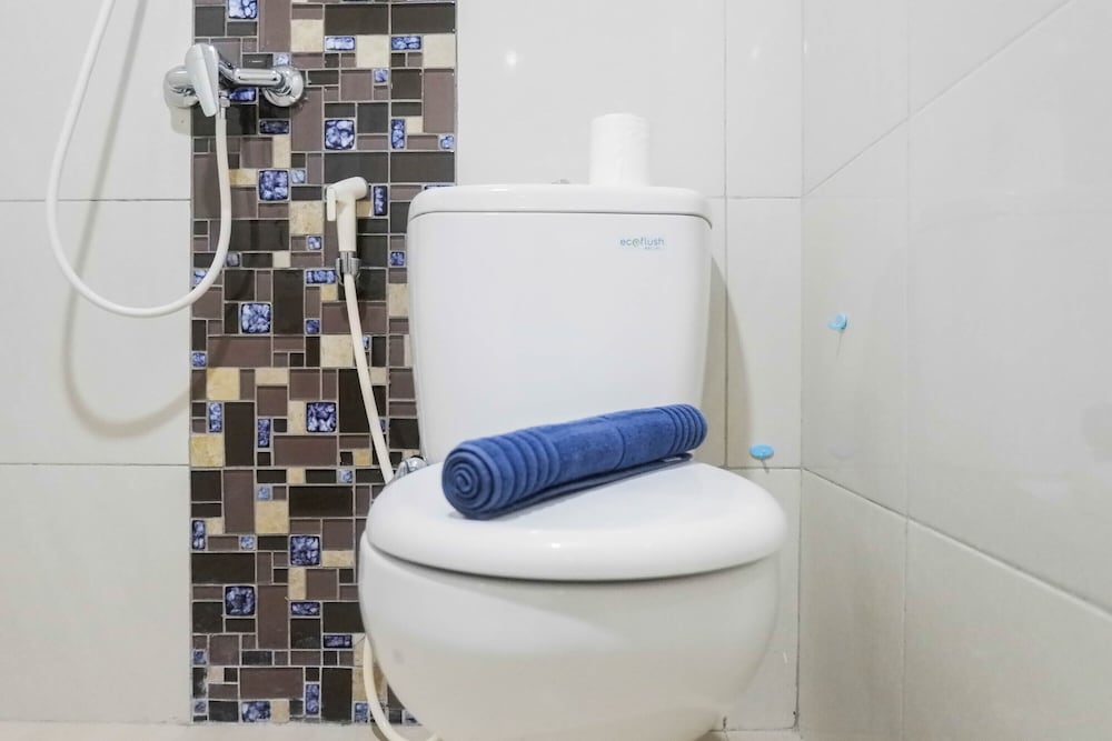 high floor studio apartment at orchard tower supermall mansion