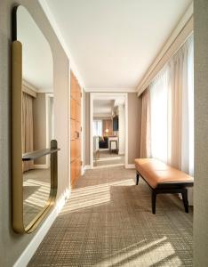 Mandarin Oriental Boston,Boston Harbor Islands State Park>>Boston,5 star