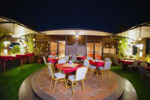 haris court inns and hotels