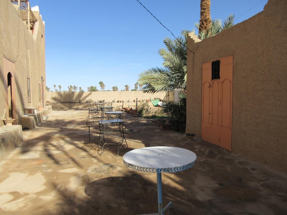 kasbah panorama oasis