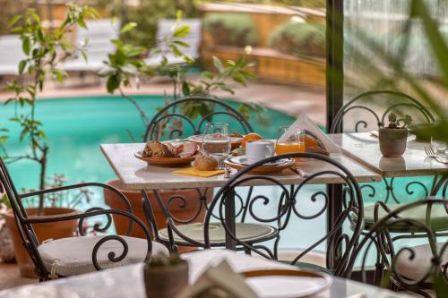 Relais La Fattoria,Lake Trasimeno>>Castel Rigone,3 star