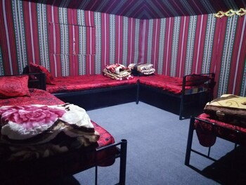 bedouin village camp