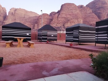 bedouin village camp