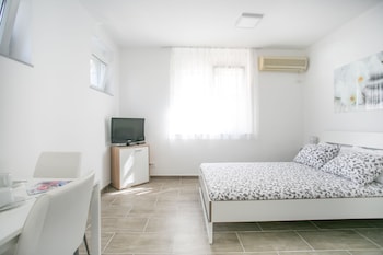 modern living in the heart of trogir