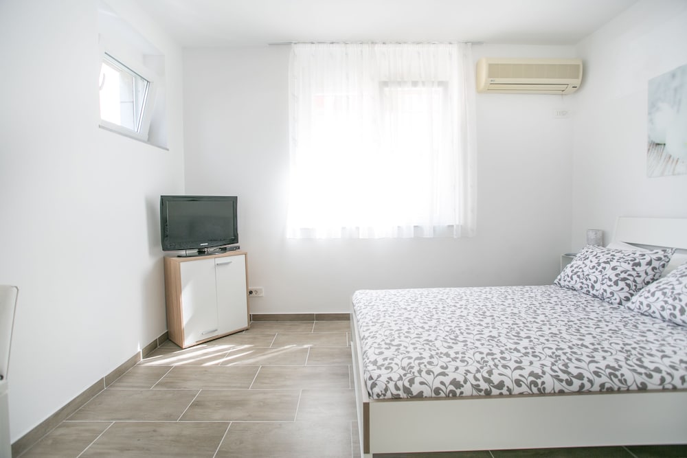 modern living in the heart of trogir