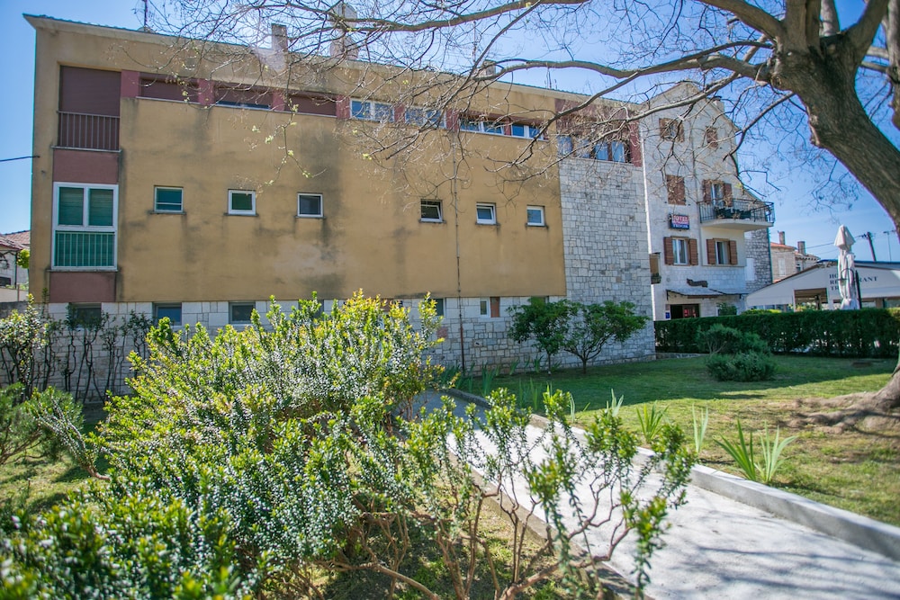 modern living in the heart of trogir