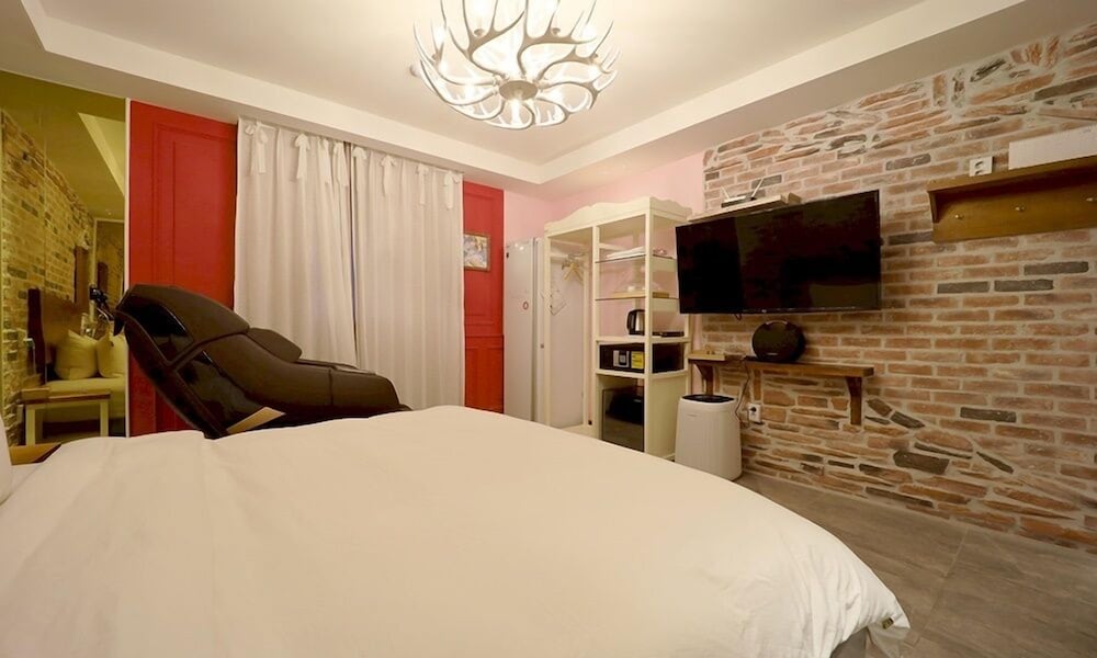 february hotel busan gangseo annex building