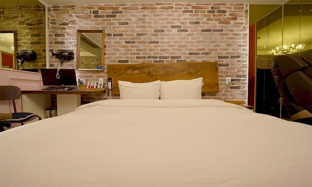 february hotel busan gangseo annex building