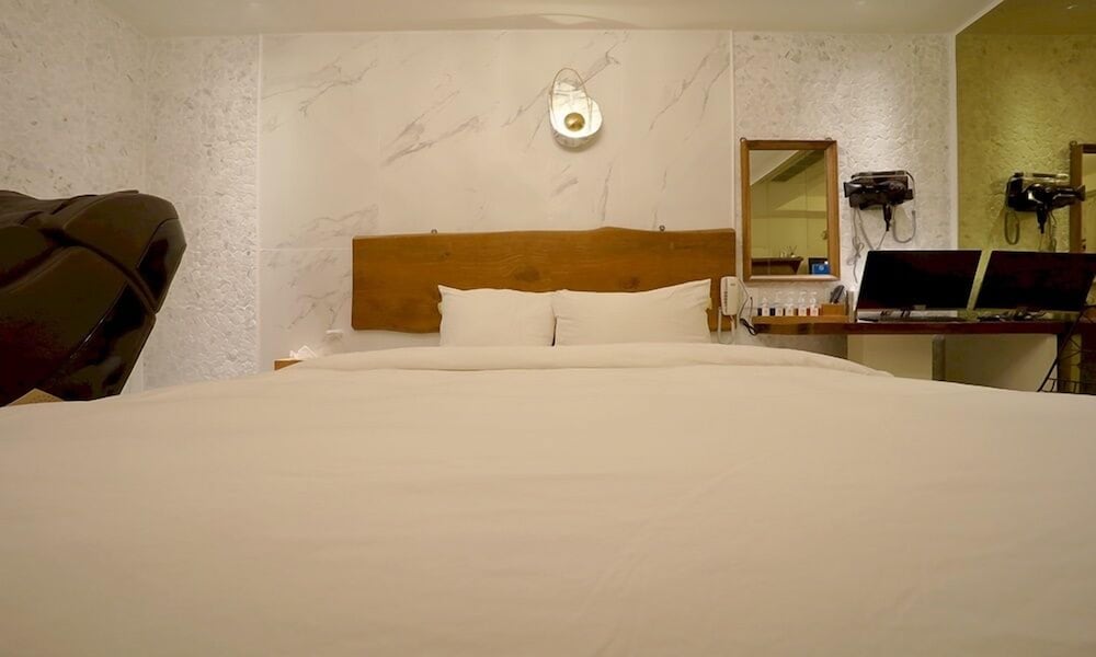 february hotel busan gangseo annex building