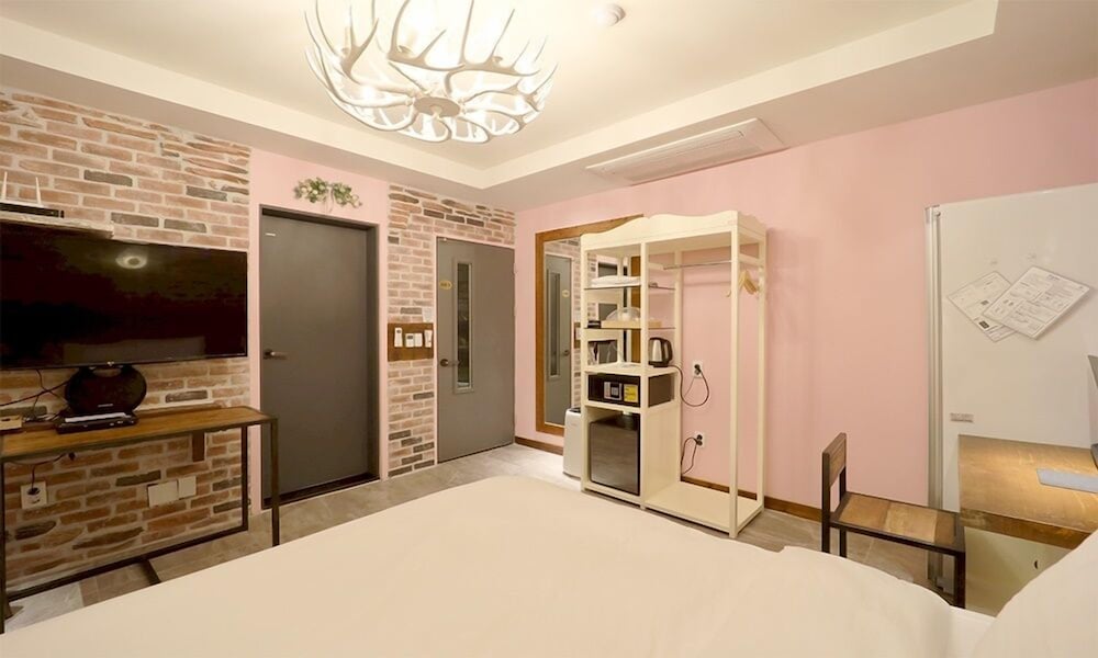 february hotel busan gangseo annex building