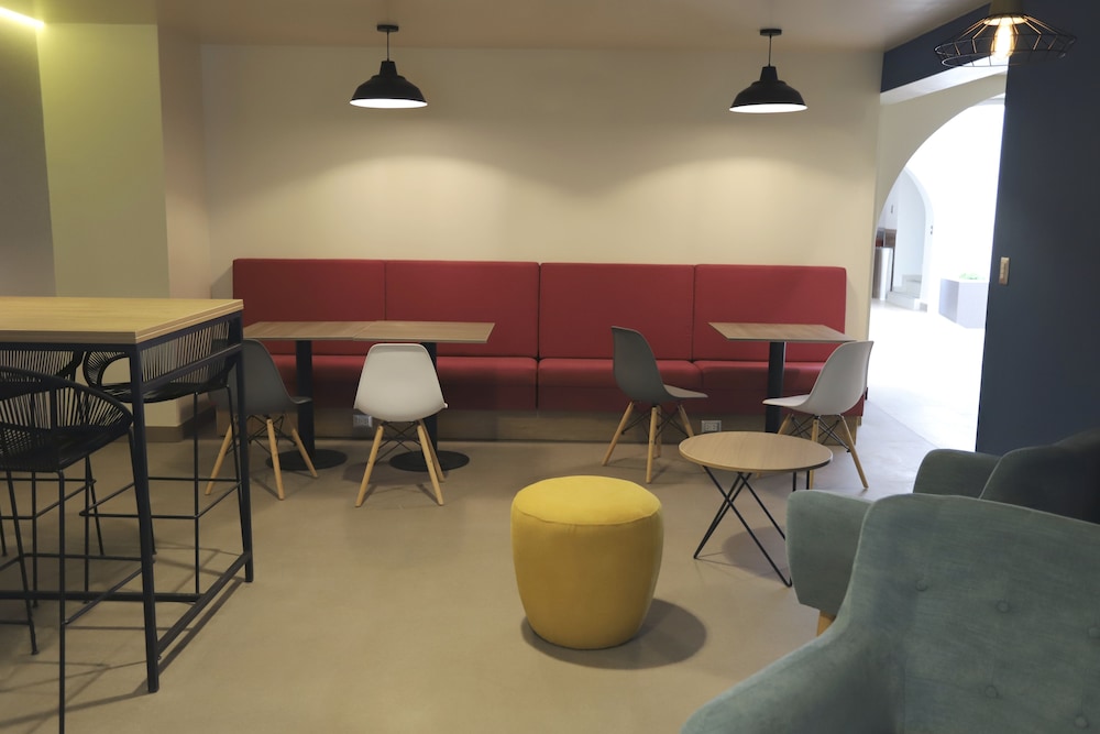 casa andina standard trujillo plaza