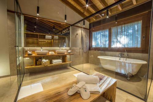 hotel toriba