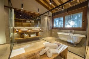 hotel toriba