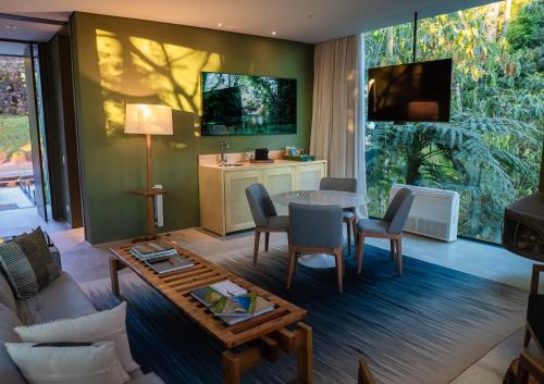 hotel toriba