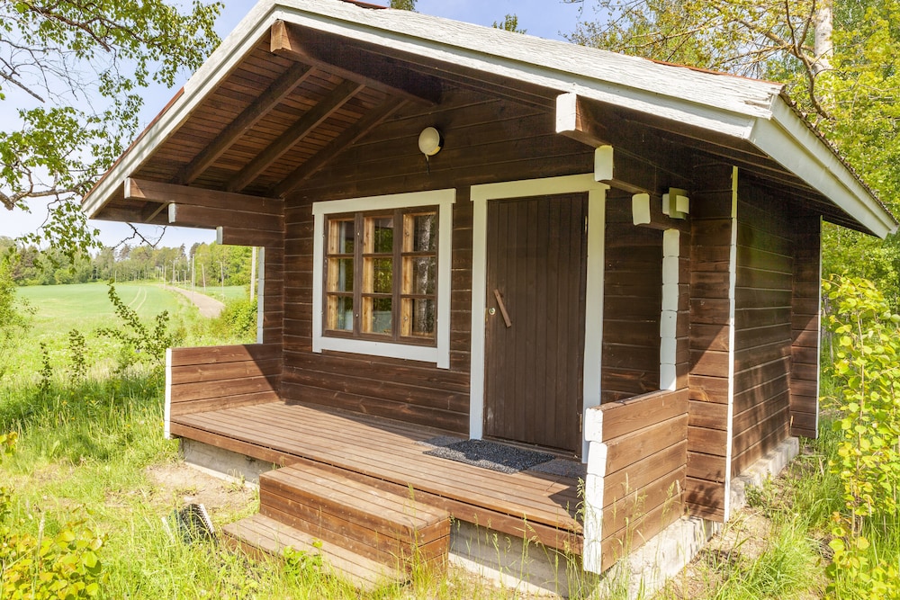 peace and privacy travel aulanko lake hide out