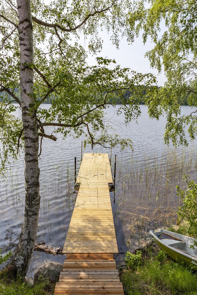 peace and privacy travel aulanko lake hide out