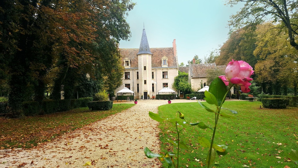 chateau le sallay