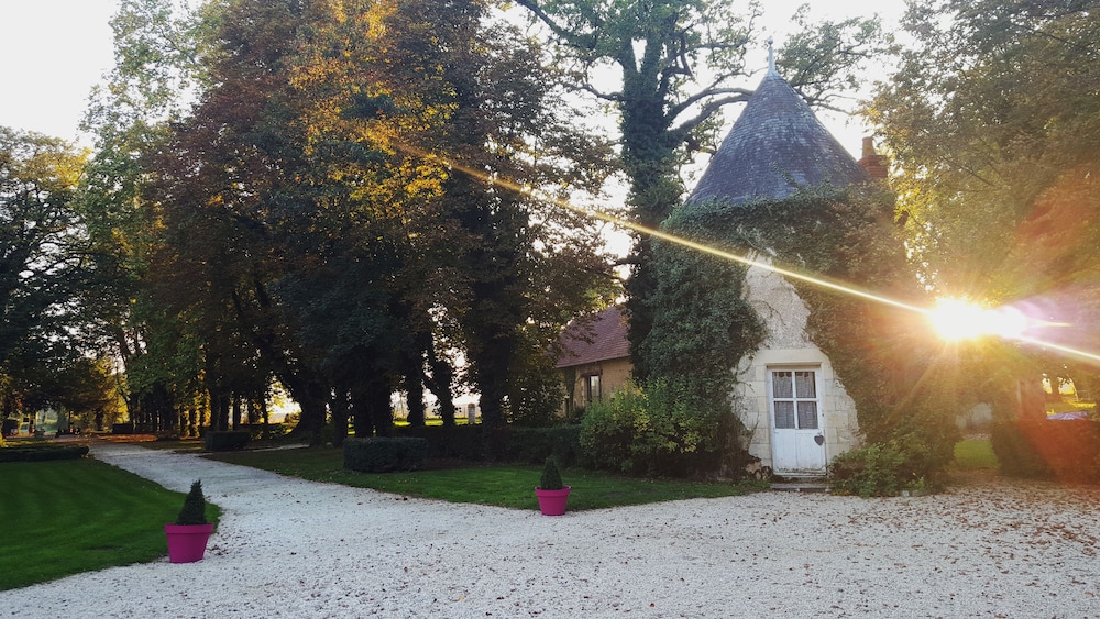 chateau le sallay