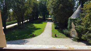 chateau le sallay