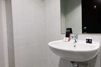 elegant studio at casa de parco apartment