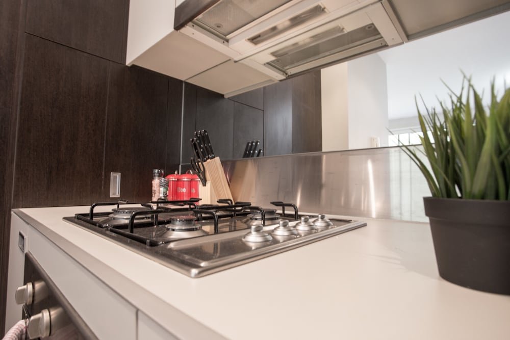 readyset apartments on altona