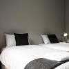 readyset apartments on altona