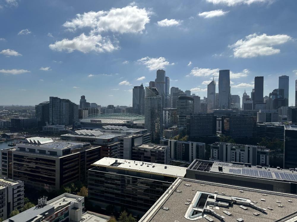 winston apartments docklands