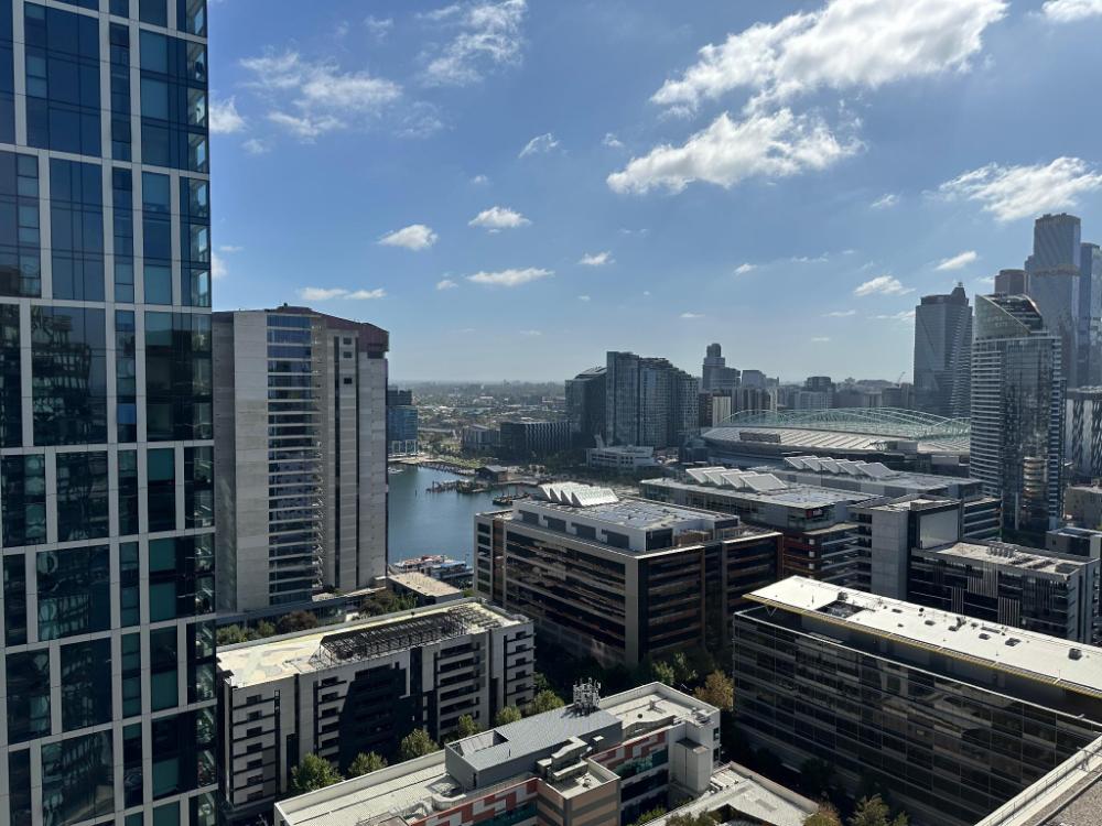 winston apartments docklands