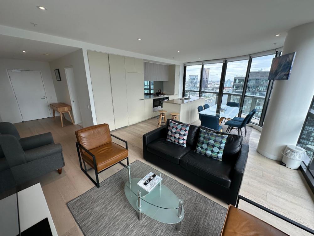 winston apartments docklands