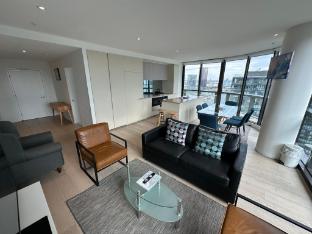 winston apartments docklands