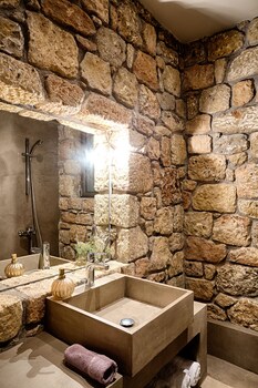 euphoria suites