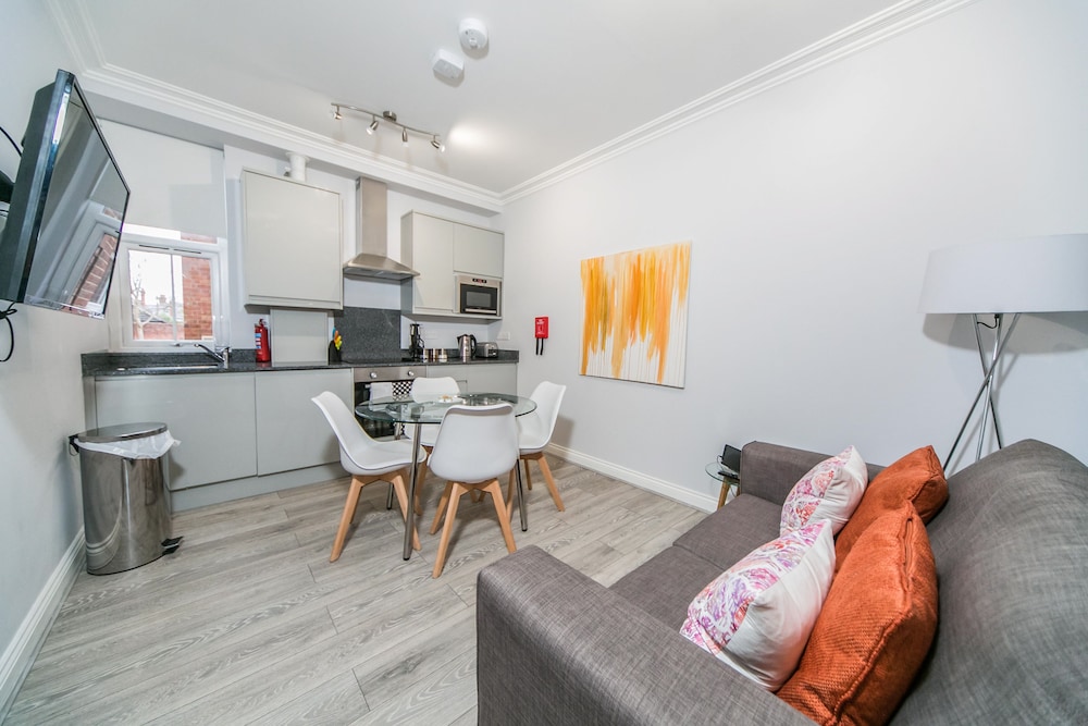 9 helena house lux 1 bedroom apartment