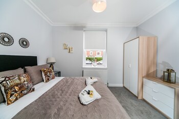 9 Helena House Lux 1 Bedroom Apartment,,0 star