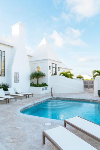 azura bermuda