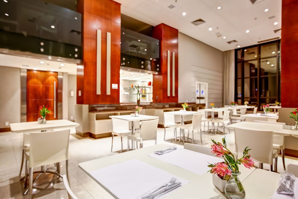 comfort suites brasilia