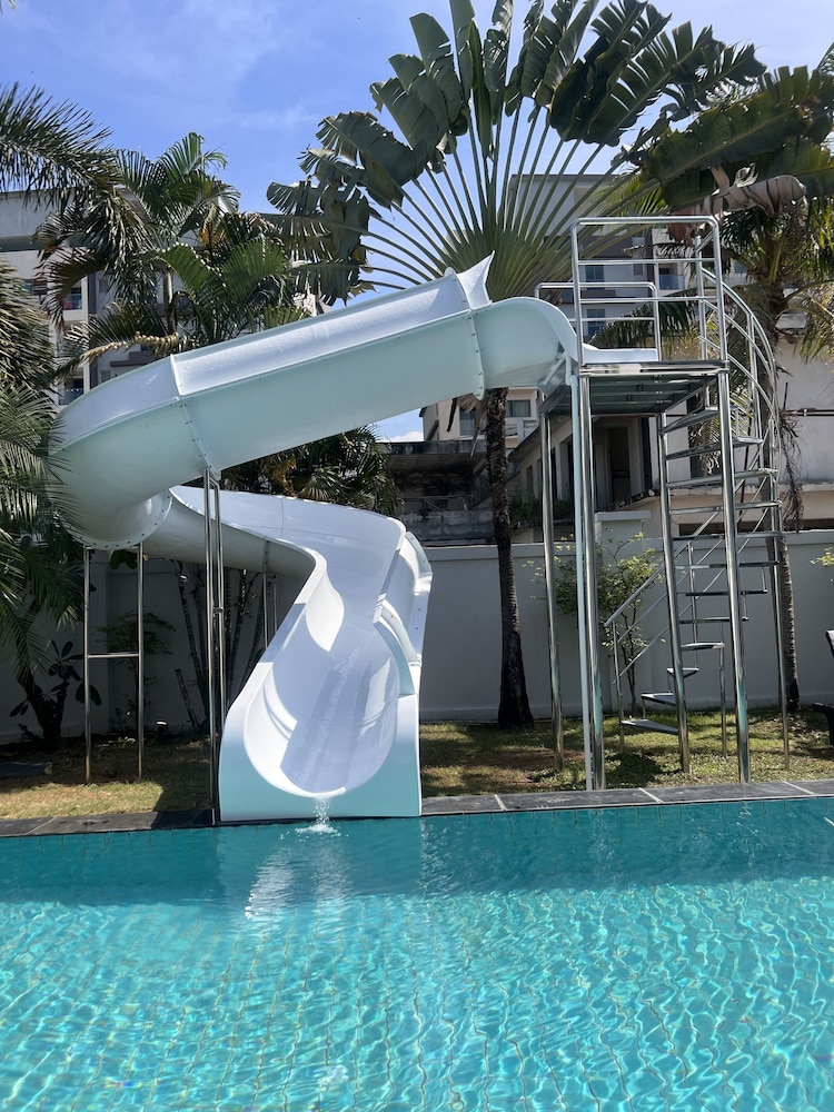premium pool villas pattaya