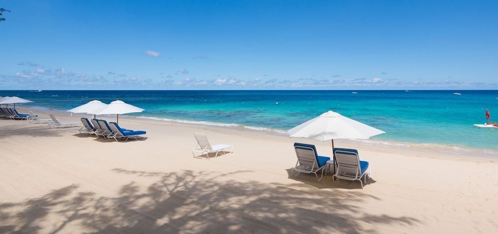 paynes bay
