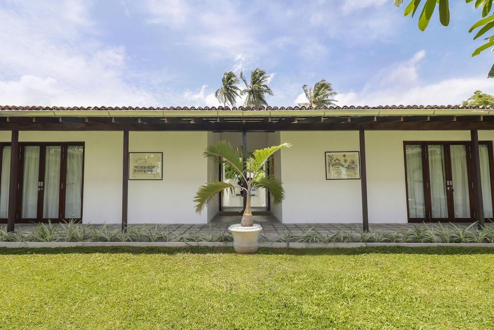 Ubuntu Beach Villas By Reveal,,4 star