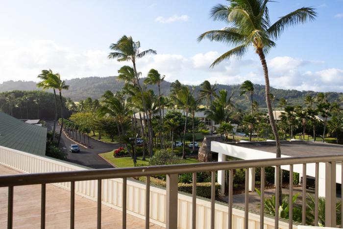 2417 at lihue oceanfront resort