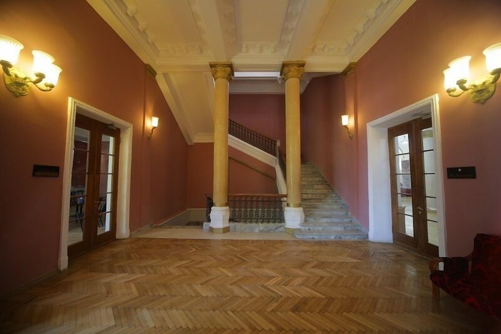 legends tskaltubo spa resort