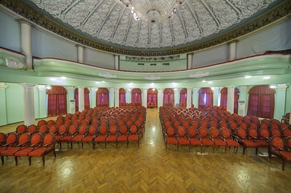 legends tskaltubo spa resort