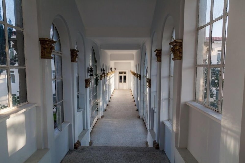 legends tskaltubo spa resort