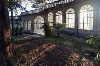 legends tskaltubo spa resort