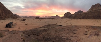 al sultan bedouin camp
